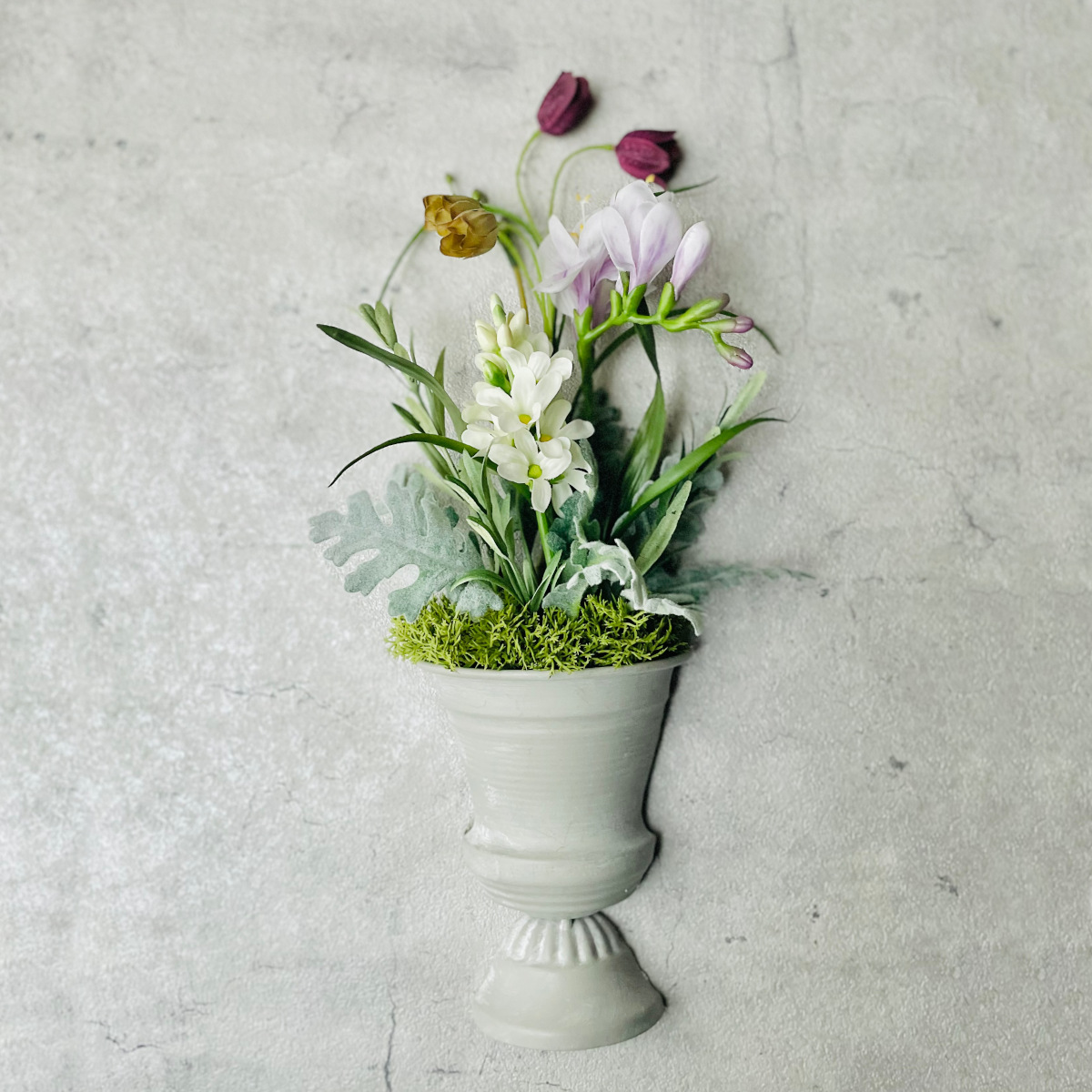 壁掛けのアーティフィシャルフラワー